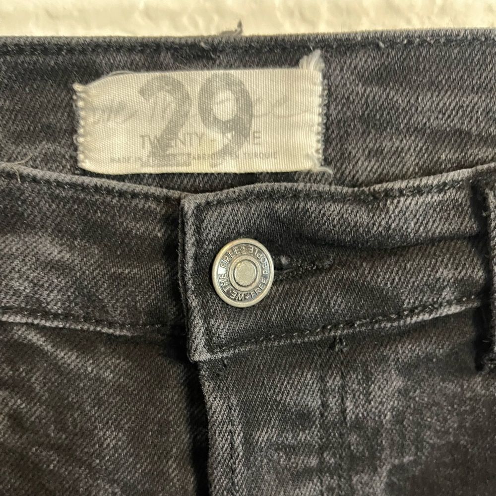 We the Free x Free People Straight Jeans, Faded Black, Size 29 - Picture 5 of 7